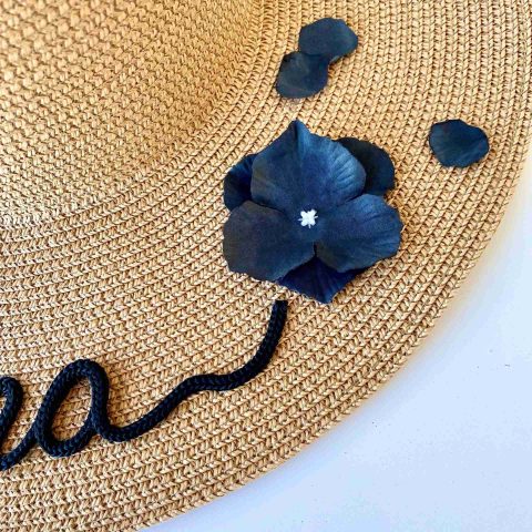 pamela con flores personalizadas