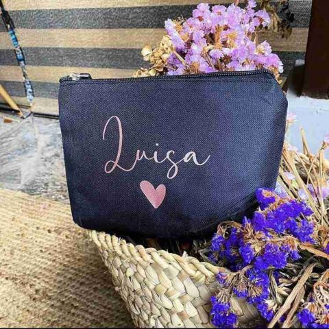 neceser negro personalizado con nombre